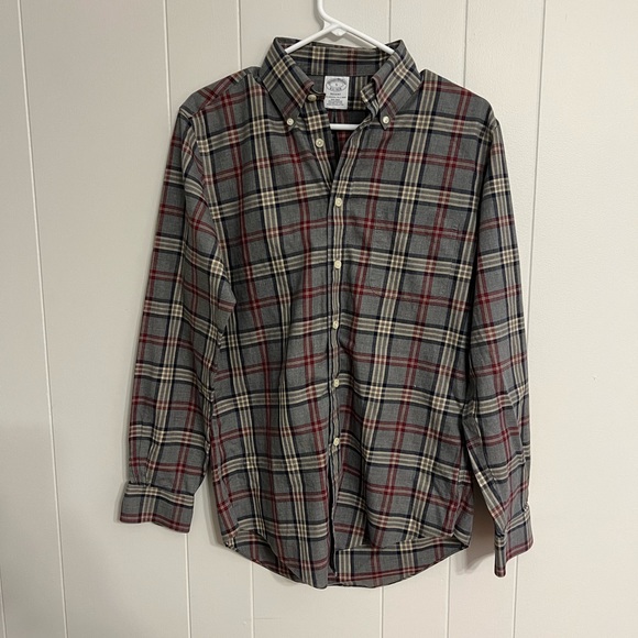 Brooks Brothers, plaid, long sleeve button up size small - Picture 1 of 3